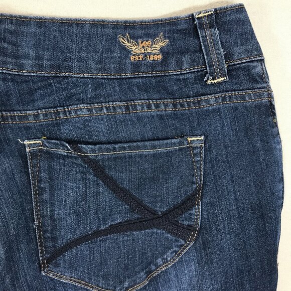 Lee Perfect Fit Jeans Women's 20W Medium Blue Denim Just Below The Waist Pockets - Picture 9 of 13